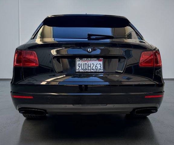 Used 2017 Bentley Bentayga AWD/4WD image 5