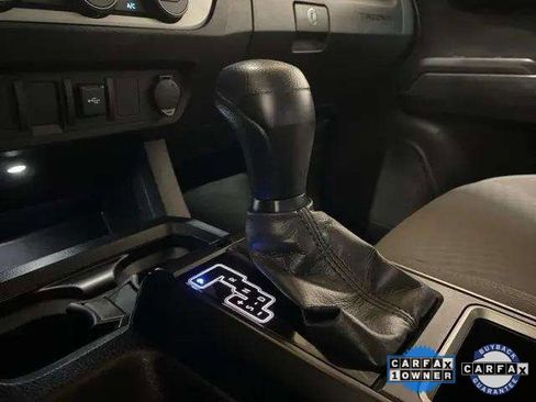 Used 2022 Toyota Tacoma SR image 52