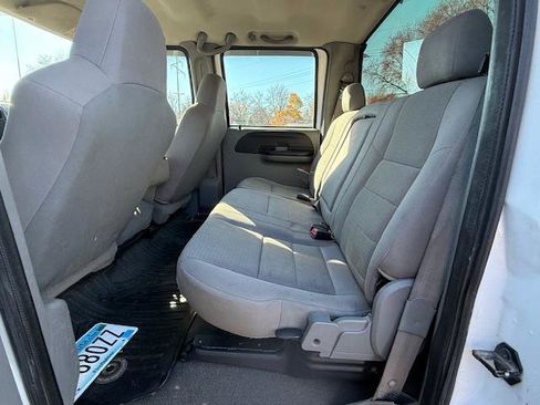 Used 2007 Ford F350 XLT image 19