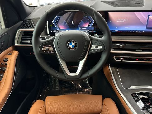 New 2026 BMW X5 sDrive40i image 26