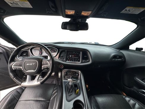 Used 2018 Dodge Challenger SRT image 14