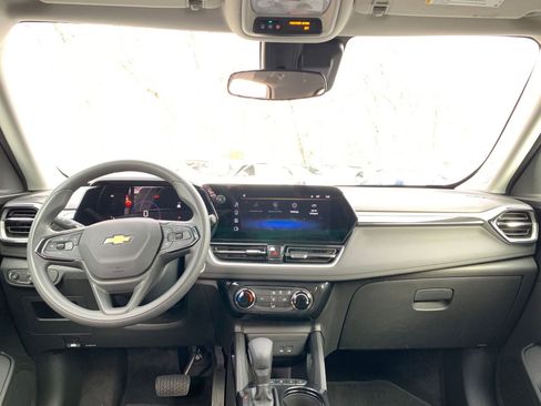 Used 2025 Chevrolet TrailBlazer LT image 31