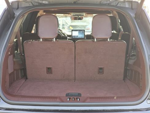 Used 2023 Lincoln Aviator Black Label w/ Dynamic Handling Package image 24