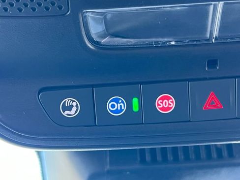 Used 2026 Chevrolet Equinox LT image 29