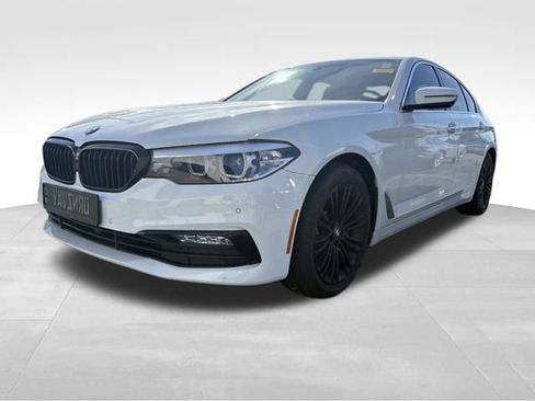 Used 2018 BMW 540i xDrive image 1