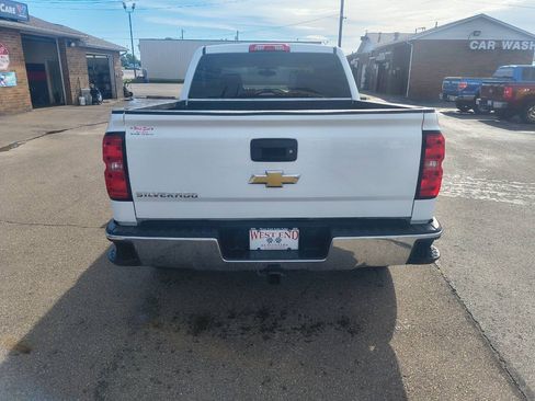 Used 2018 Chevrolet Silverado 1500 LT w/ Trailering Package AWD/4WD image 5