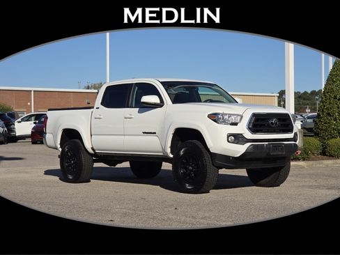 Used 2021 Toyota Tacoma SR5 image 1