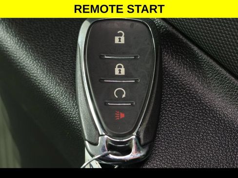 Used 2023 Chevrolet TrailBlazer RS w/ Technology Package AWD/4WD image 12