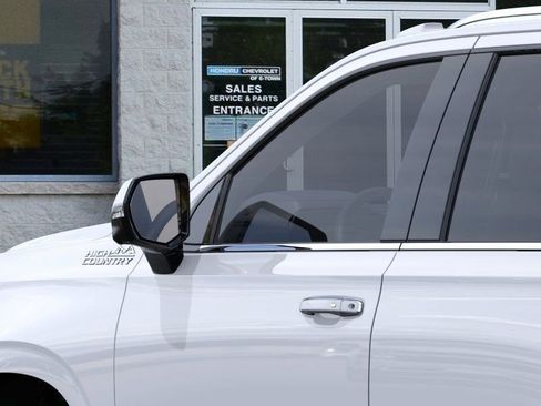 New 2026 Chevrolet Tahoe High Country image 12