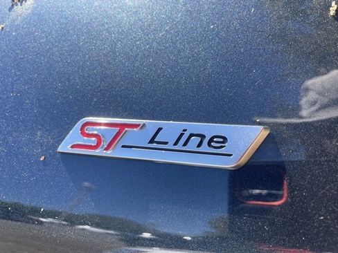 Used 2023 Ford Explorer ST-Line w/ Class IV Trailer Tow Package image 11