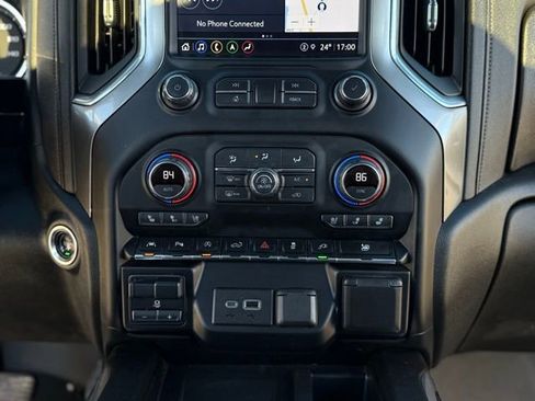 Used 2021 Chevrolet Silverado 1500 LTZ w/ Technology Package image 30