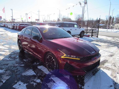 Used 2023 Kia K5 GT-Line image 3