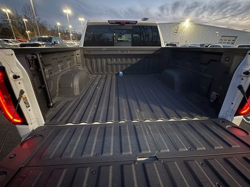 Used 2024 GMC Sierra 1500 Denali w/ Denali Reserve Package image 11