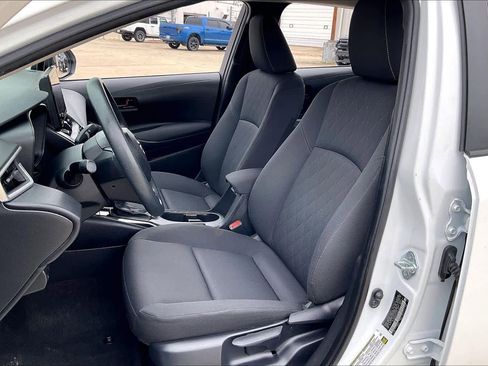 Used 2024 Toyota Corolla LE image 9