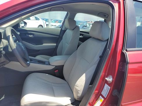 Certified 2025 Honda Accord LX image 15