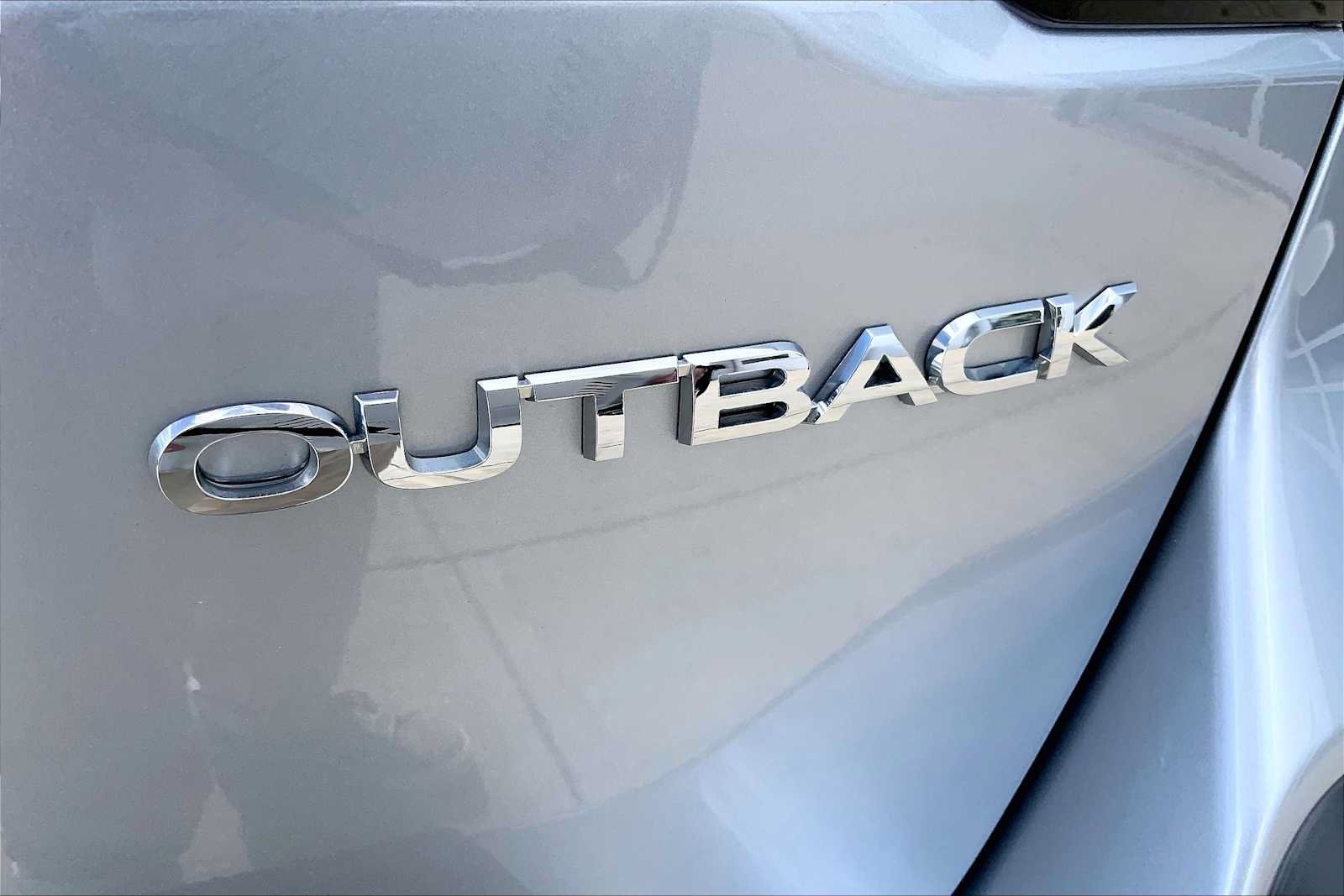 Used 2024 Subaru Outback AWD/4WD image 10