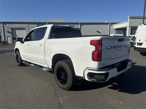 Used 2023 Chevrolet Silverado 1500 RST w/ Z71 Off-Road Package image 11