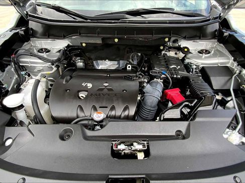 Used 2024 Mitsubishi Outlander Sport SE image 30