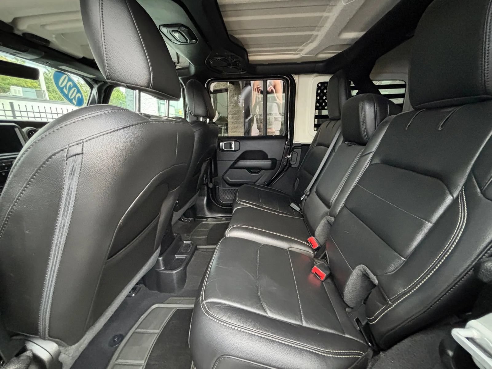 Used 2020 Jeep Wrangler Unlimited Sahara AWD/4WD image 31
