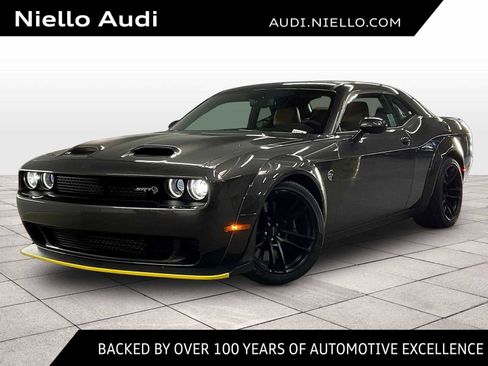 Used 2023 Dodge Challenger SRT Hellcat image 1