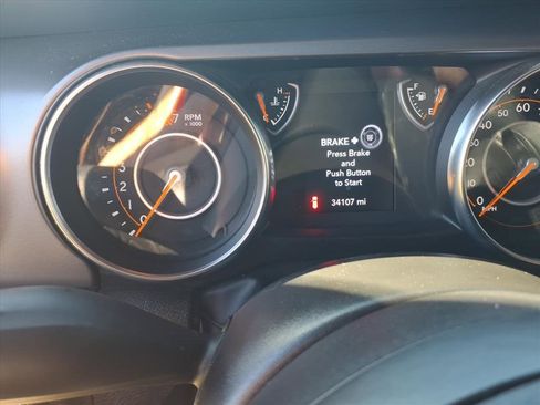 Used 2022 Jeep Wrangler Unlimited Sport image 22