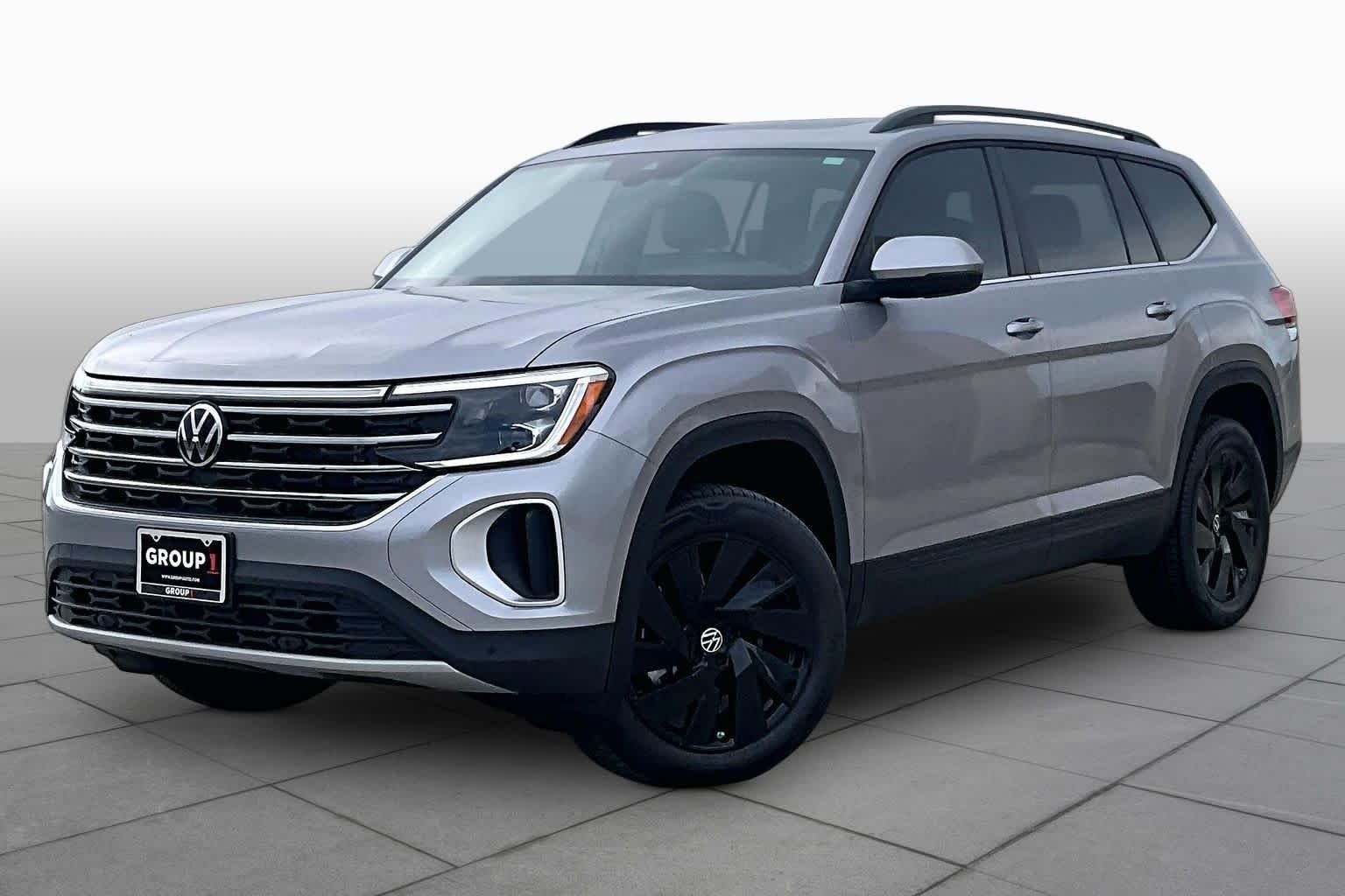New 2026 Volkswagen Atlas SE FWD image 1
