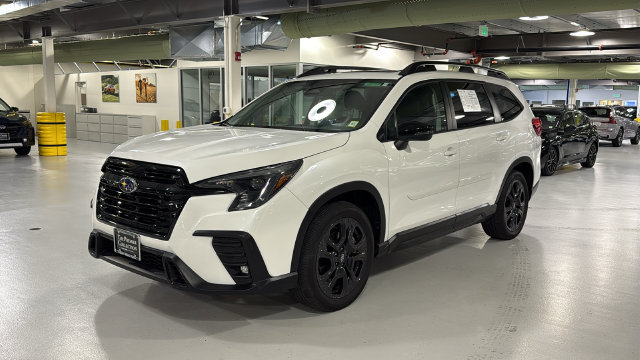 Used 2023 Subaru Ascent Onyx Edition AWD/4WD image 5