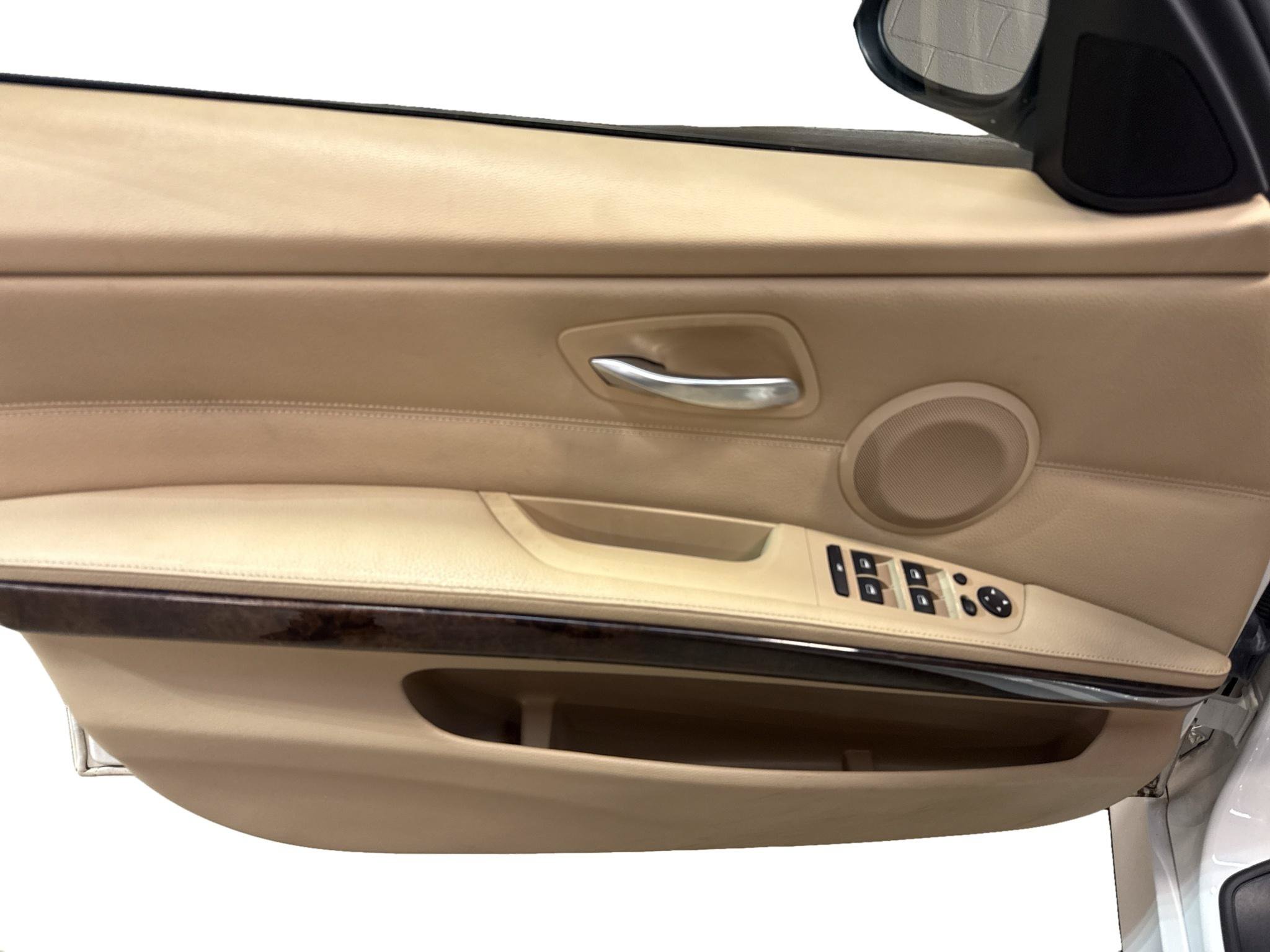 Used 2008 BMW 328xi Sedan AWD/4WD image 15