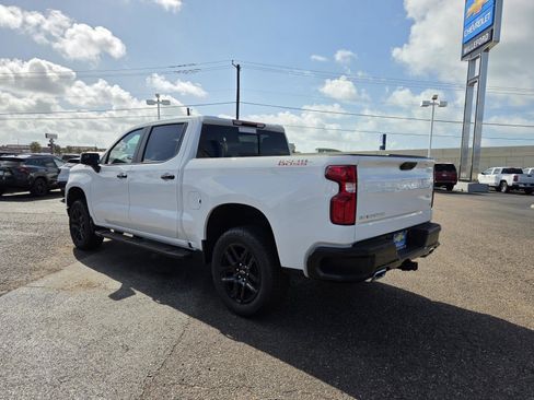 New 2026 Chevrolet Silverado 1500 LT Trail Boss w/ Convenience Package II AWD/4WD image 3
