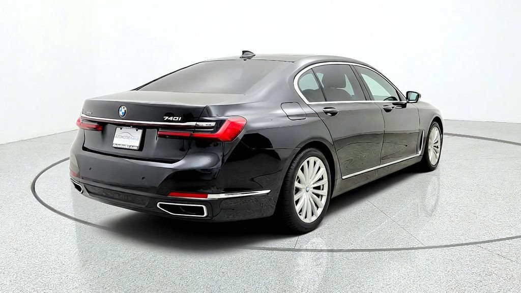 Used 2020 BMW 740i xDrive w/ Cold Weather Package AWD/4WD image 5