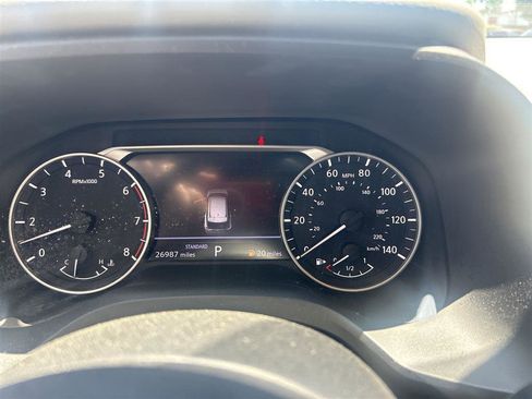 Used 2022 Nissan Rogue SL w/ SL Premium Package FWD image 10