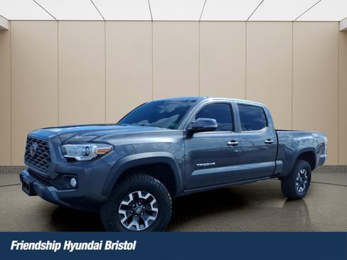 Used 2022 Toyota Tacoma TRD Off-Road AWD/4WD image 1