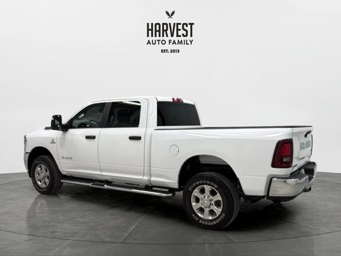 Used 2026 RAM 2500 Big Horn AWD/4WD image 3