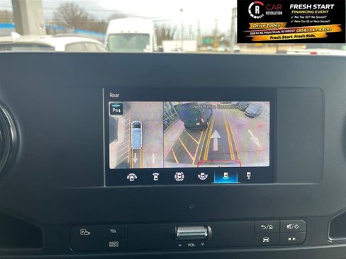 Used 2024 Mercedes-Benz Sprinter 2500 image 20