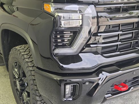 New 2026 Chevrolet Silverado 2500 LT w/ Trail Boss Package AWD/4WD image 10