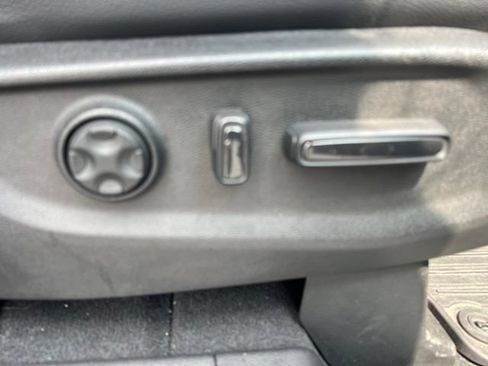 Used 2025 Honda Odyssey Elite image 35