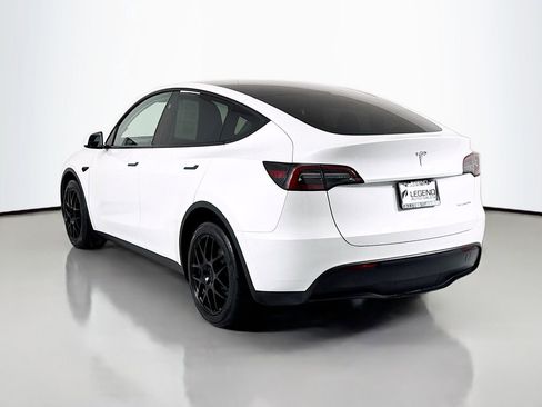 Used 2025 Tesla Model Y Long Range AWD/4WD image 6