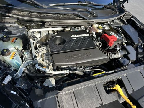 Used 2022 Nissan Rogue SL image 9