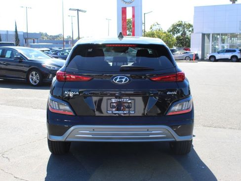 Used 2023 Hyundai Kona Limited image 8