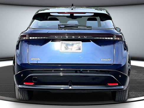 Used 2024 Nissan Ariya FWD image 6
