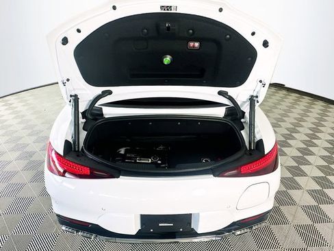 New 2026 Mercedes-Benz SL 63 AMG S e Performance 4MATIC image 26