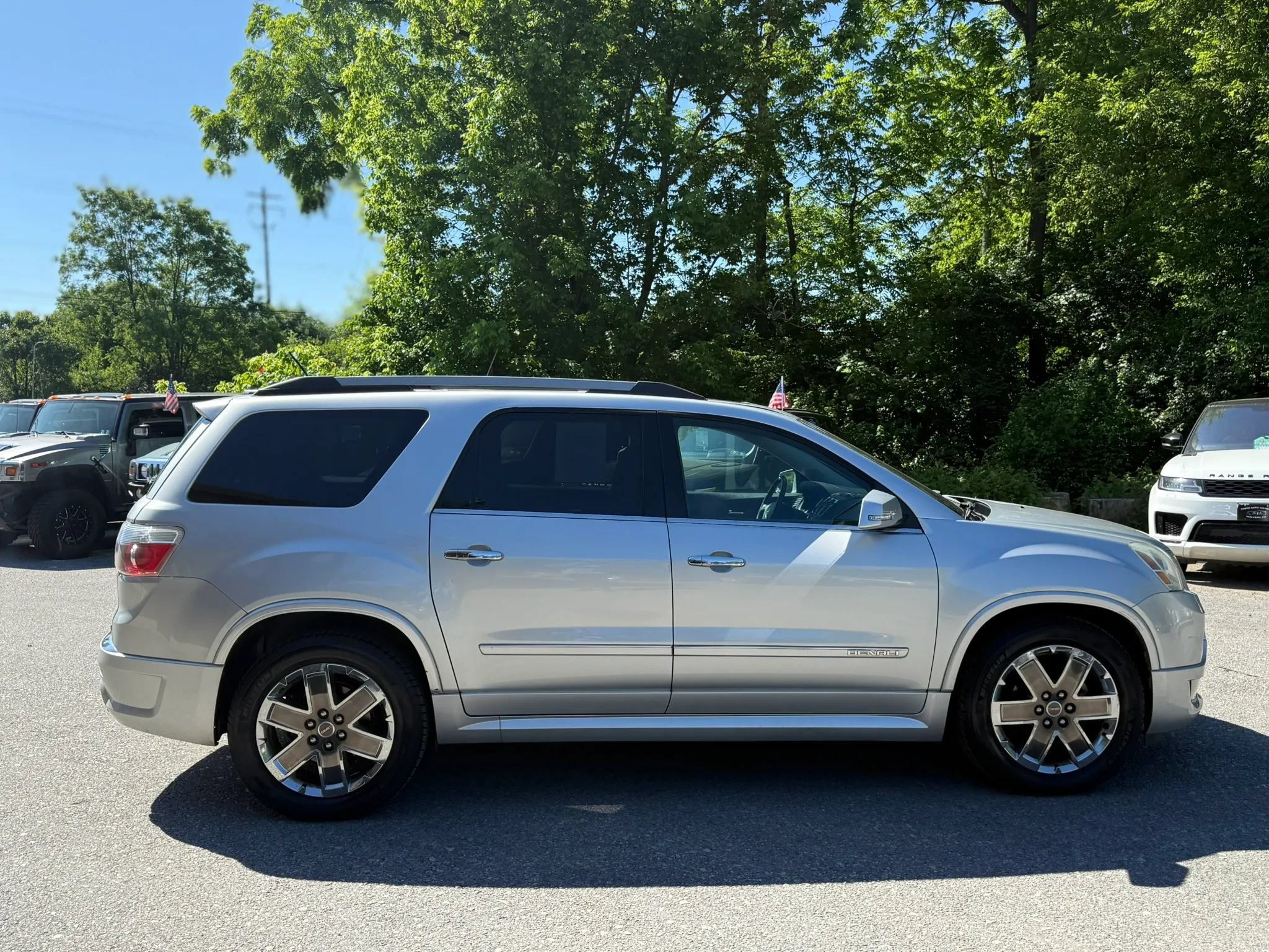 Used 2011 GMC Acadia Denali AWD/4WD image 8