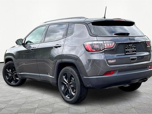 Used 2020 Jeep Compass Latitude image 11