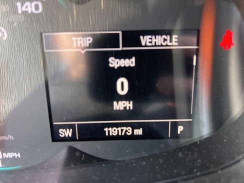 Used 2018 Chevrolet Sonic LT w/ Convenience Package image 23