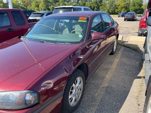 Used 2002 Chevrolet Impala w/ Preferred Equipment Group image 5