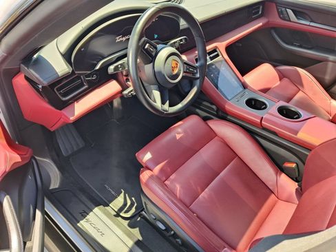 Used 2022 Porsche Taycan RWD image 6
