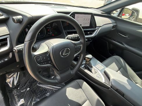 Used 2024 Lexus UX 250h F Sport image 25