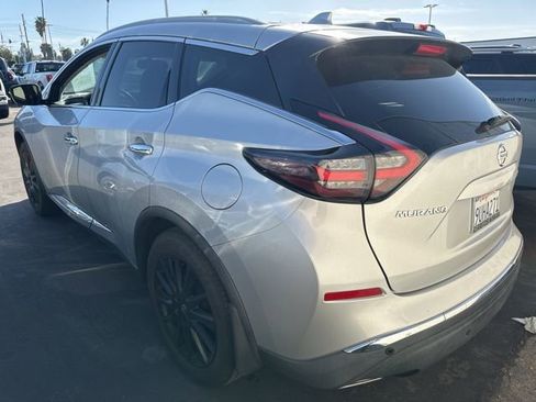 Used 2019 Nissan Murano SL w/ Cargo Package image 2