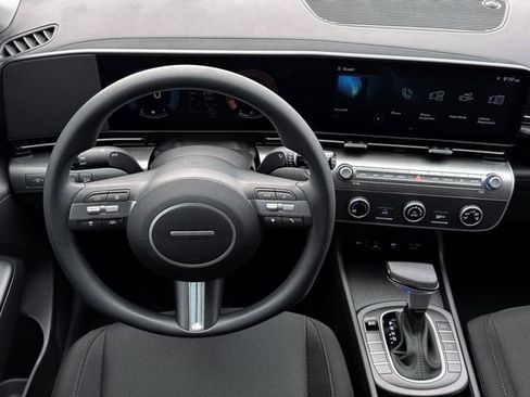 New 2026 Hyundai Kona SE FWD image 17