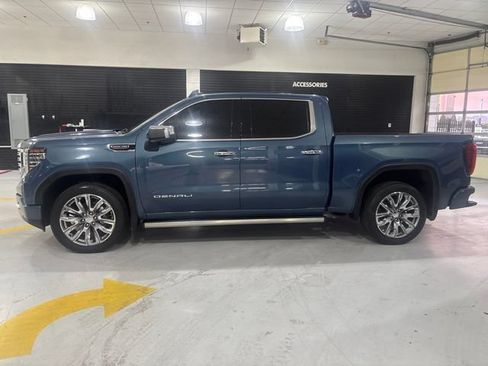 Used 2024 GMC Sierra 1500 Denali AWD/4WD image 3